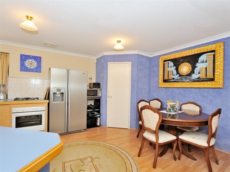 75 Vaucluse Crescent, Ellenbrook WA 6069