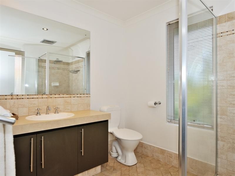 26 Welara Circle, Henley Brook WA 6055