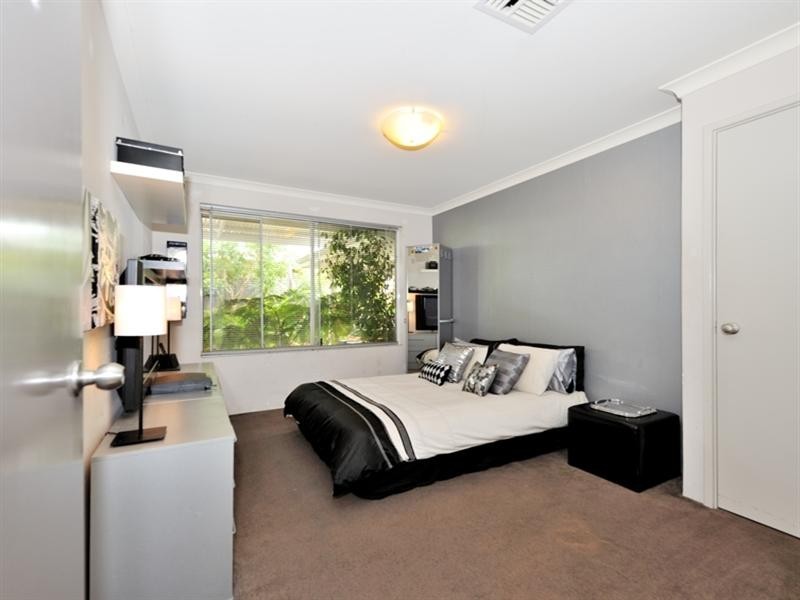 26 Welara Circle, Henley Brook WA 6055