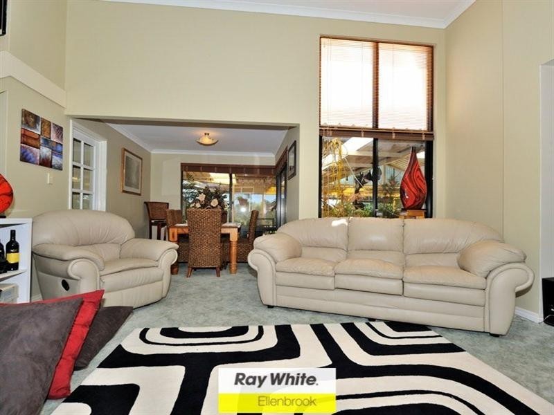 30 Cabernet Place, The Vines WA 6069