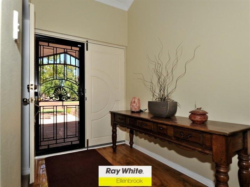 30 Cabernet Place, The Vines WA 6069