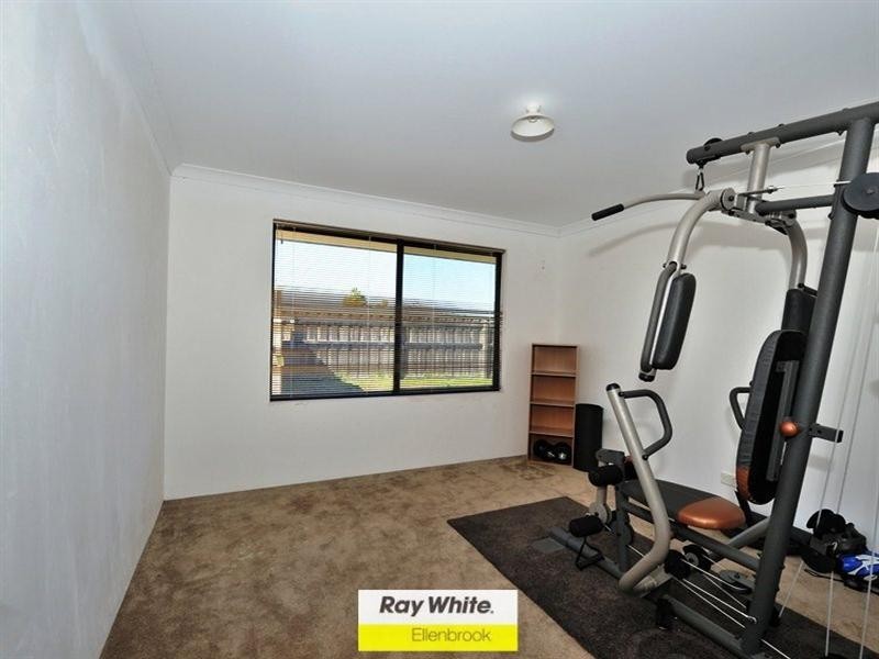 5 Woburn Park Avenue, Ellenbrook WA 6069