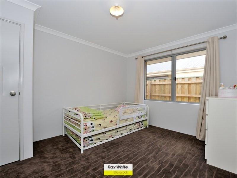 10 Hedlow Way, Ellenbrook WA 6069