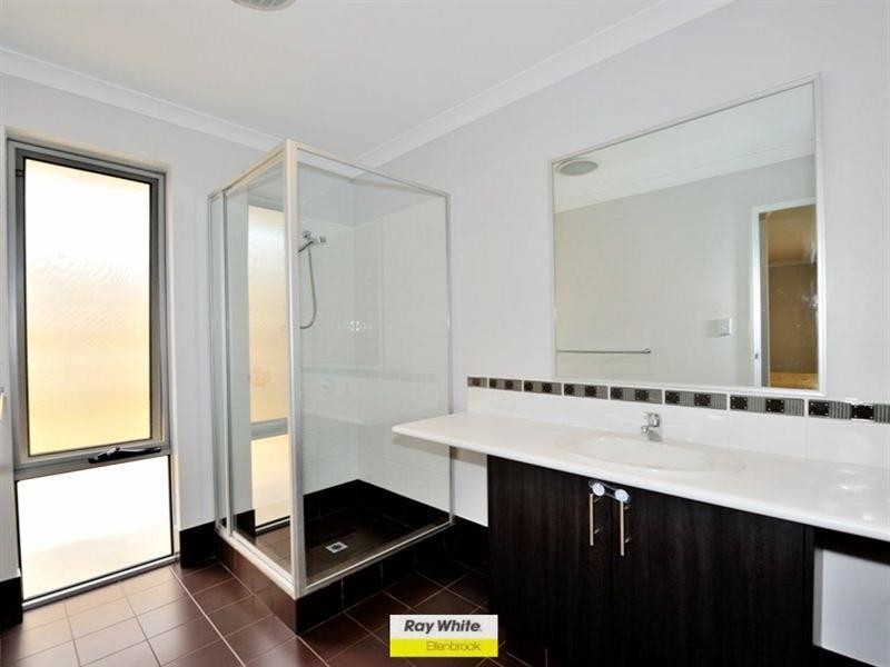 10 Hedlow Way, Ellenbrook WA 6069