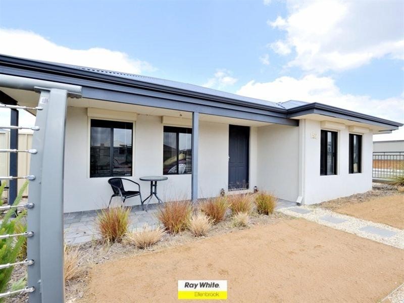 152 Elmridge Parkway, Ellenbrook WA 6069