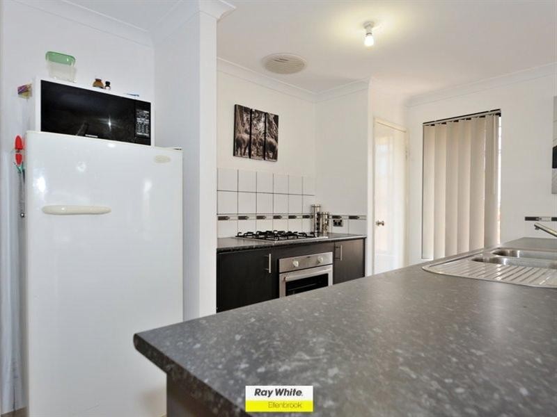 152 Elmridge Parkway, Ellenbrook WA 6069