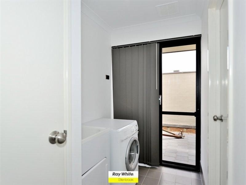 152 Elmridge Parkway, Ellenbrook WA 6069