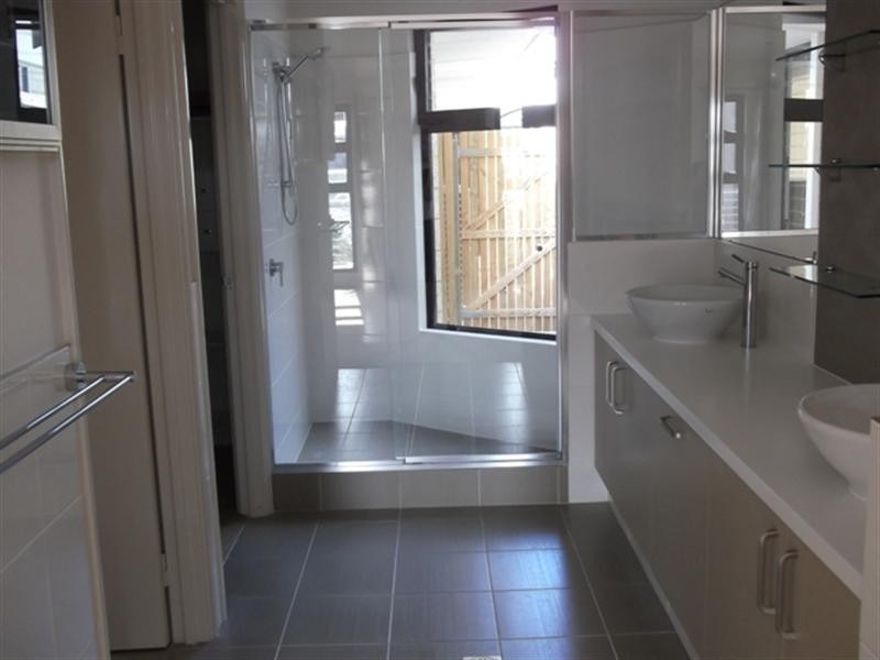 12 Wesley Way, Aveley WA 6069