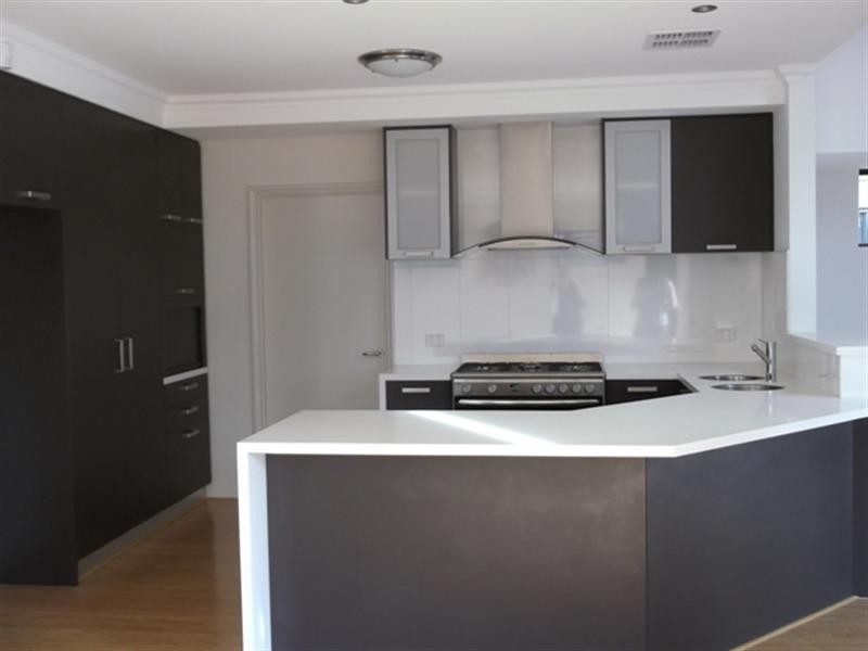 12 Wesley Way, Aveley WA 6069