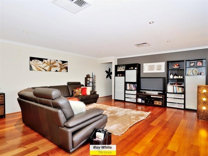 23 Bundaleer Avenue, Ellenbrook WA 6069