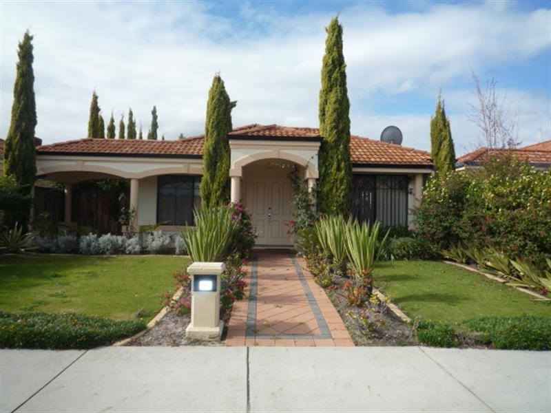 60 Ponte Vecchio Boulevard, Ellenbrook WA 6069