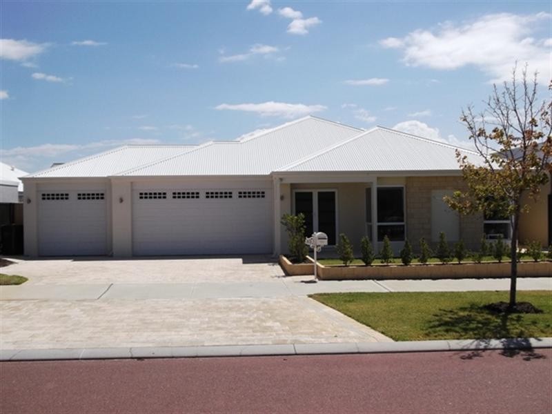 43 Wistful Parade, Aveley WA 6069