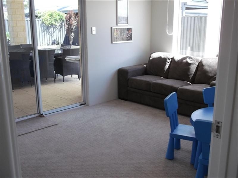 43 Wistful Parade, Aveley WA 6069