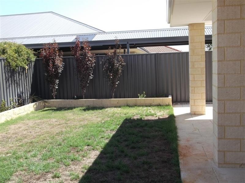 43 Wistful Parade, Aveley WA 6069