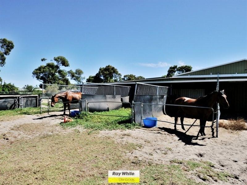 732 Lord Street, Henley Brook WA 6055