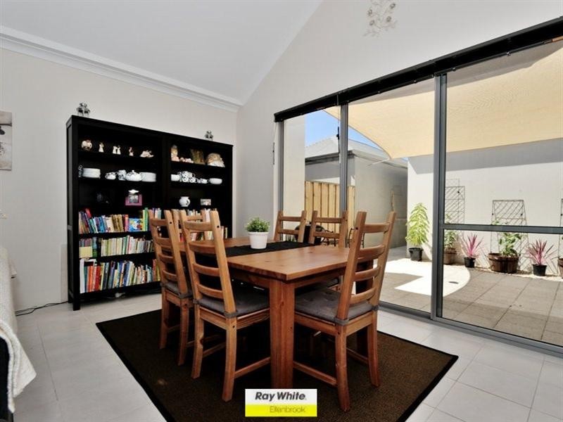 5 Liten Lane, Ellenbrook WA 6069