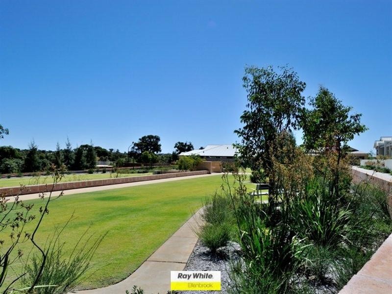 5 Liten Lane, Ellenbrook WA 6069