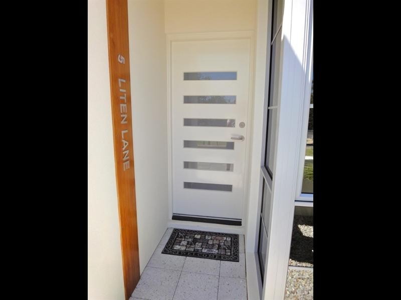 5 Liten Lane, Ellenbrook WA 6069