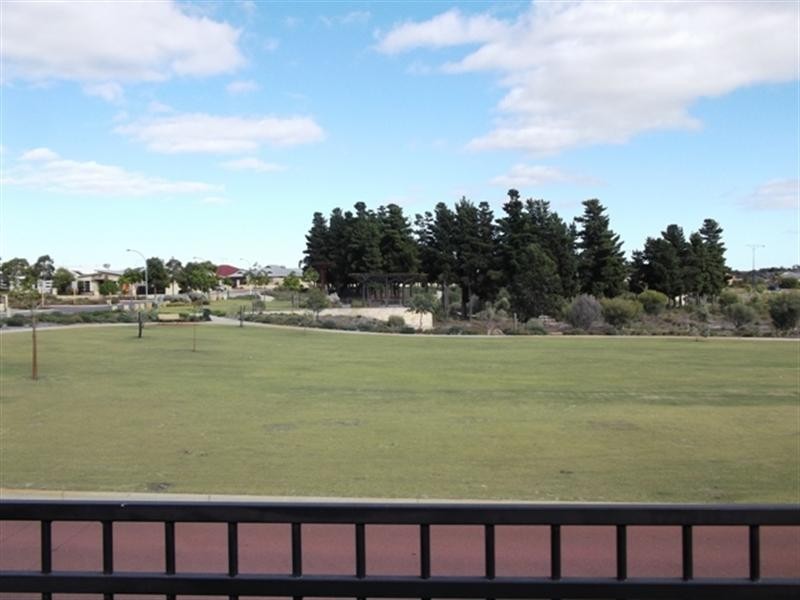 5 Goomally Turn, Ellenbrook WA 6069