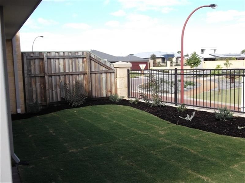 5 Goomally Turn, Ellenbrook WA 6069