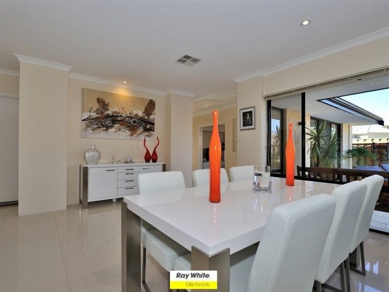 5 Aspley Lane, The Vines WA 6069