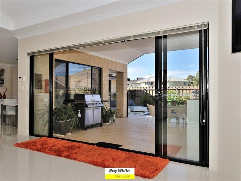 5 Aspley Lane, The Vines WA 6069