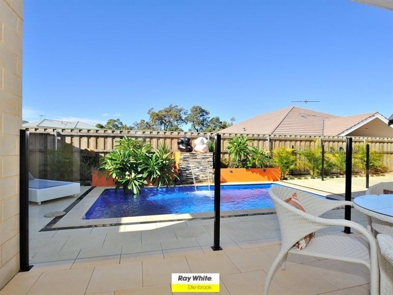 5 Aspley Lane, The Vines WA 6069