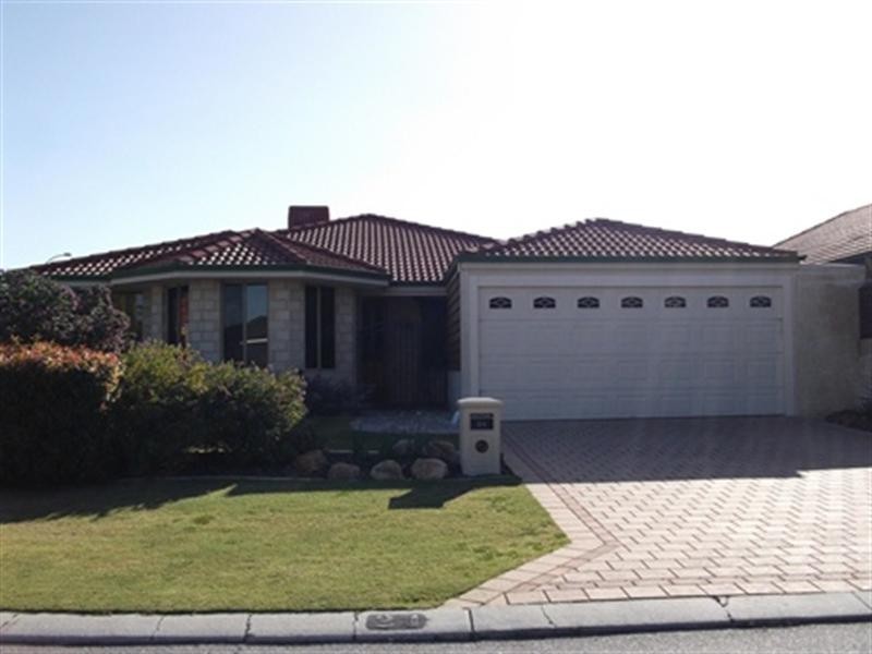 24 Mustang Drive, Henley Brook WA 6055