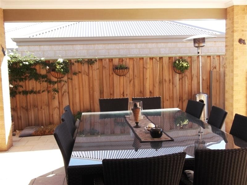 11 Werai Road, Ellenbrook WA 6069