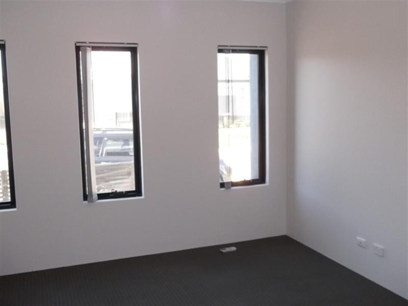 10 Celadon Terrace, Aveley WA 6069