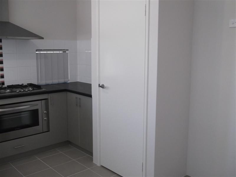 10 Celadon Terrace, Aveley WA 6069