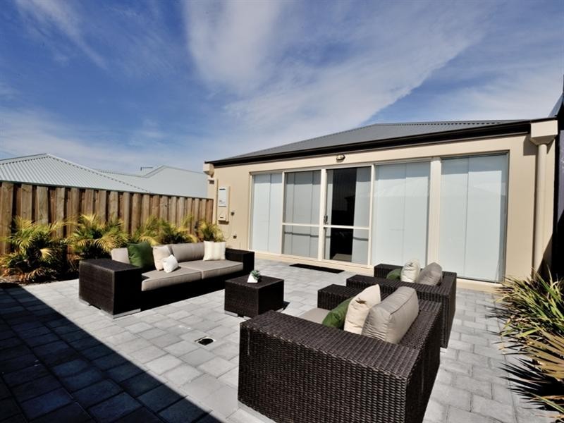 161 Elmridge Parkway, Ellenbrook WA 6069