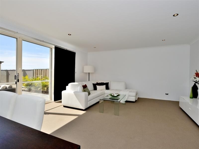 161 Elmridge Parkway, Ellenbrook WA 6069