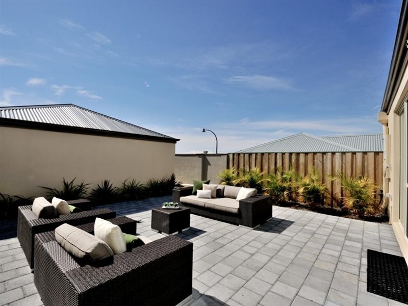 161 Elmridge Parkway, Ellenbrook WA 6069