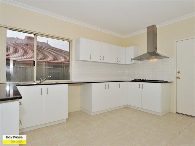 24 Corich Pass, Aveley WA 6069