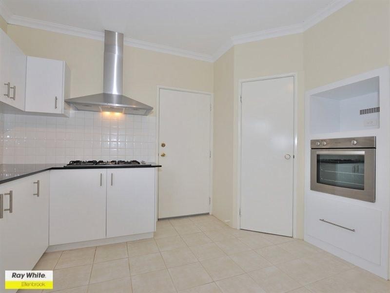 24 Corich Pass, Aveley WA 6069