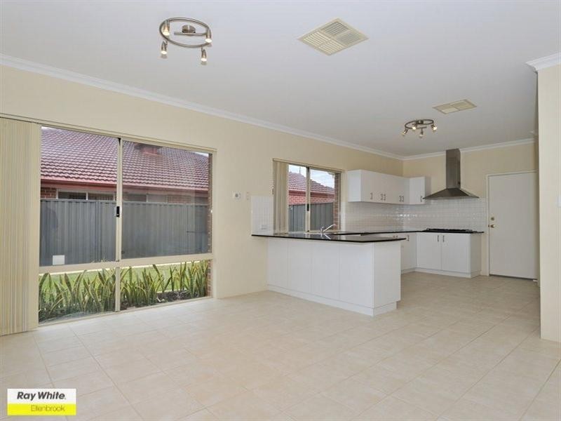 24 Corich Pass, Aveley WA 6069
