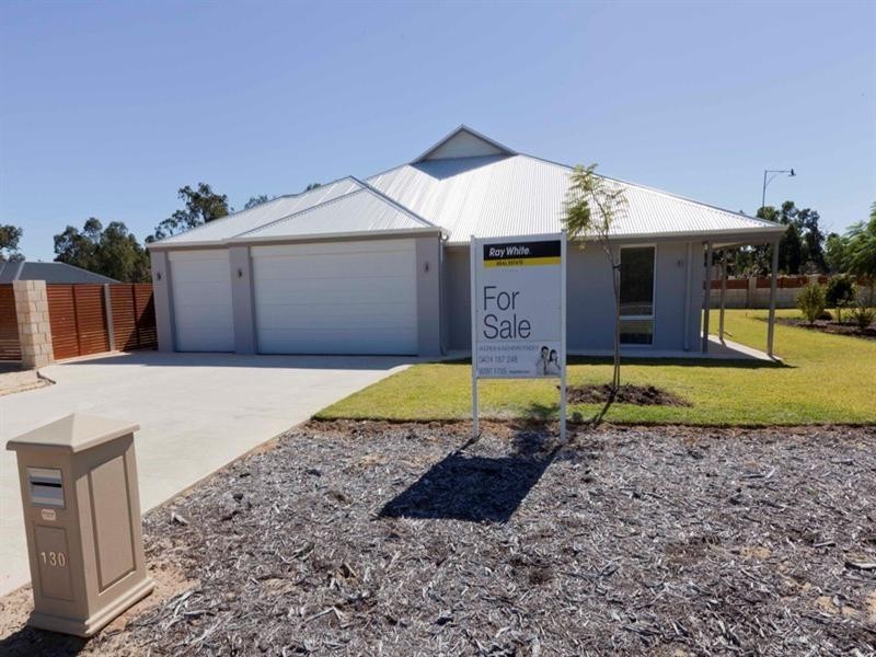 130 Roxburghe Drive, The Vines WA 6069
