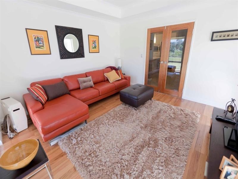 130 Roxburghe Drive, The Vines WA 6069