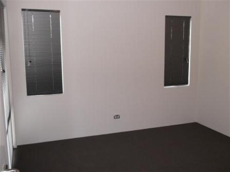 15 Riverland Drive, Ellenbrook WA 6069