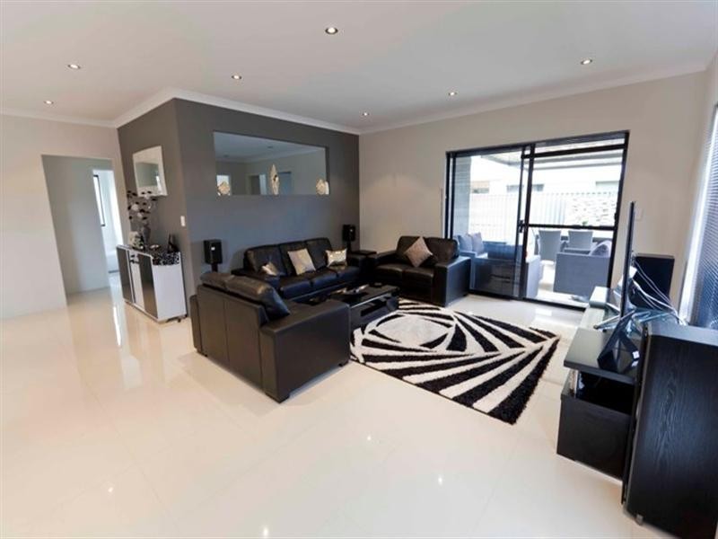 4 Daviesia Corner, DAYTON, West Swan WA 6055