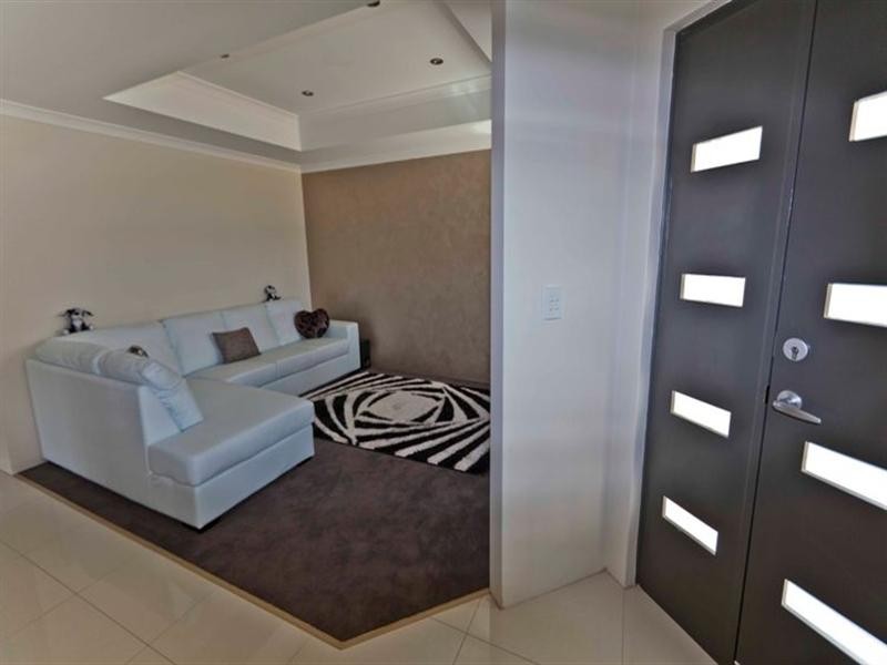 4 Daviesia Corner, DAYTON, West Swan WA 6055