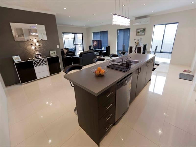 4 Daviesia Corner, DAYTON, West Swan WA 6055