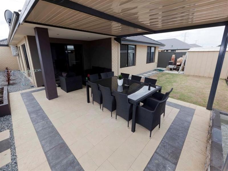 4 Daviesia Corner, DAYTON, West Swan WA 6055