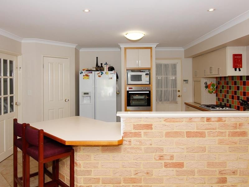 38 Bronzewing Avenue, Ellenbrook WA 6069