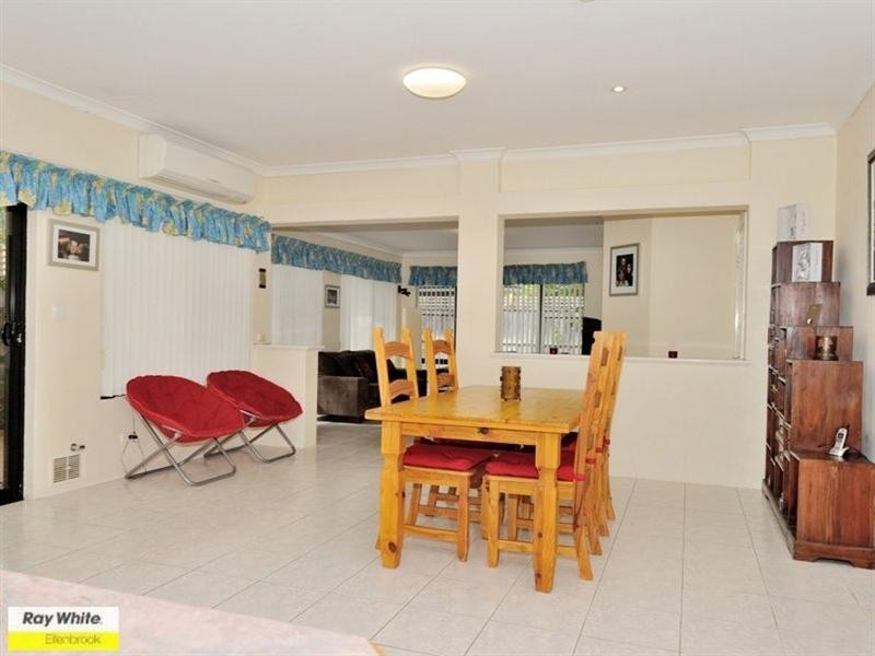 26 Santona Boulevard, Ellenbrook WA 6069