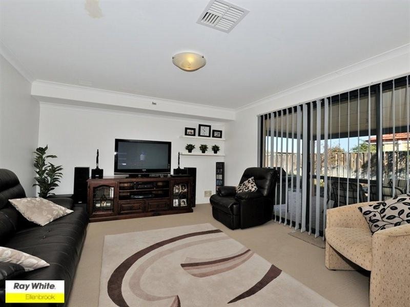 10 Brumby Avenue, Henley Brook WA 6055