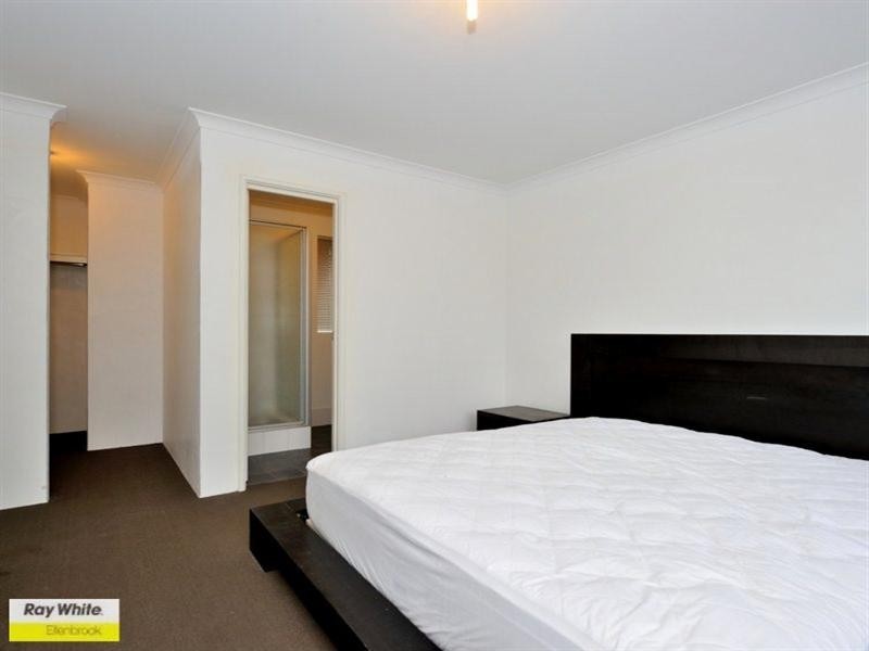 10 Elmridge Parkway, Ellenbrook WA 6069