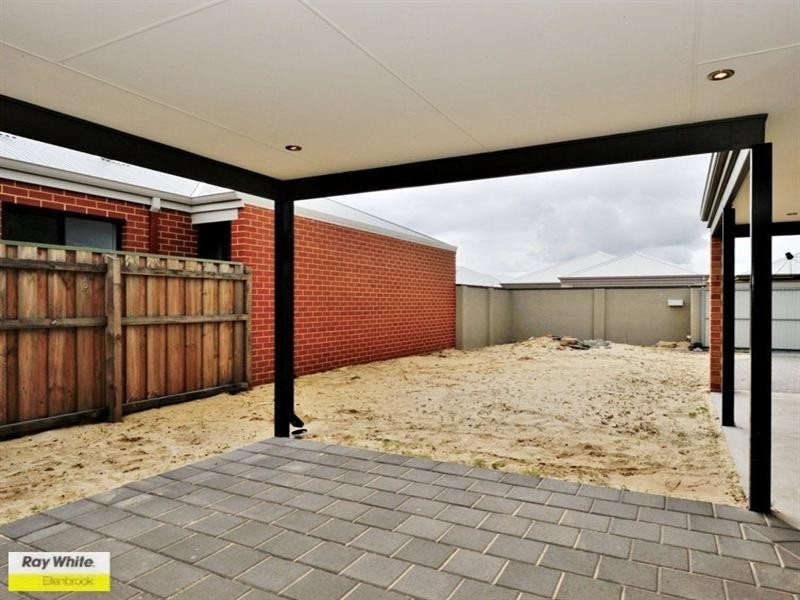 10 Elmridge Parkway, Ellenbrook WA 6069