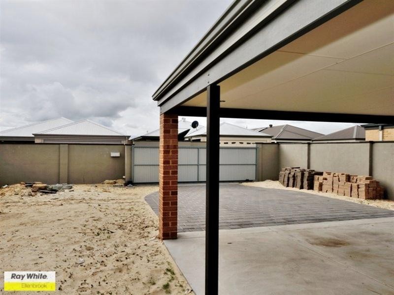 10 Elmridge Parkway, Ellenbrook WA 6069